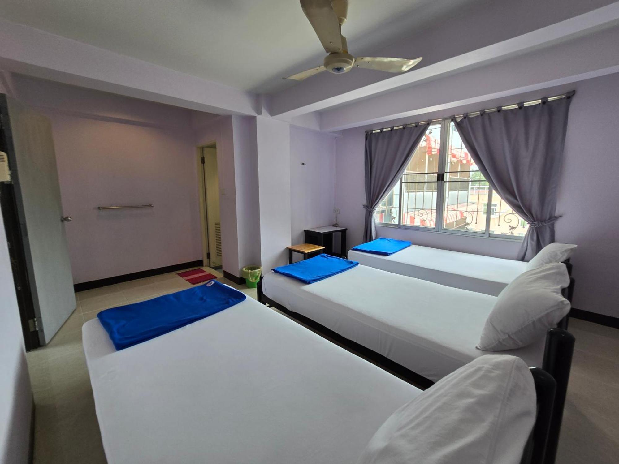 Bella Bella Riverview Bangkok Bagian luar foto